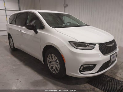 Chrysler Pacifica 2024