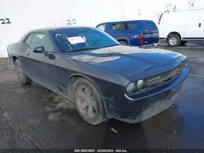 DODGE CHALLENGER 2013