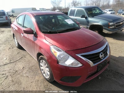 NISSAN VERSA 2017