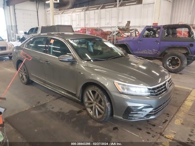 VOLKSWAGEN PASSAT 2017