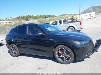 Alfa romeo Stelvio 2024