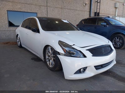 Infiniti Q40 2015