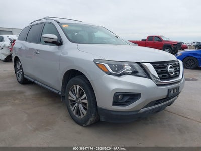 NISSAN PATHFINDER 2017