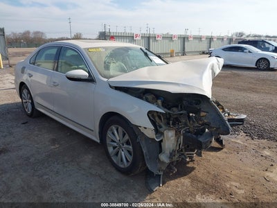 VOLKSWAGEN PASSAT 2012