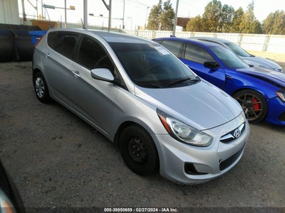 HYUNDAI ACCENT 2013