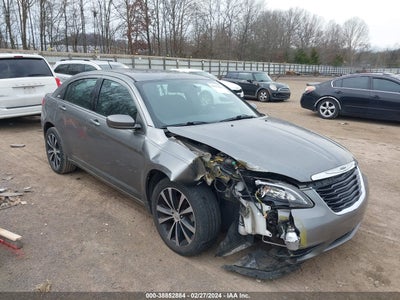 Chrysler 200 2013