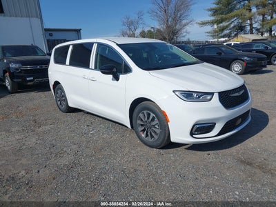 Chrysler Pacifica 2024
