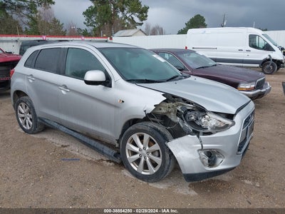 MITSUBISHI OUTLANDER SPORT 2015
