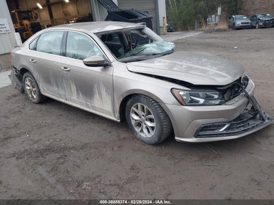 VOLKSWAGEN PASSAT 2016