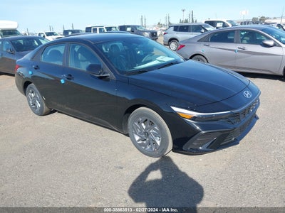 Hyundai Elantra 2024