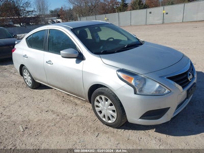 NISSAN VERSA 2019