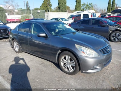 Infiniti G37 2012