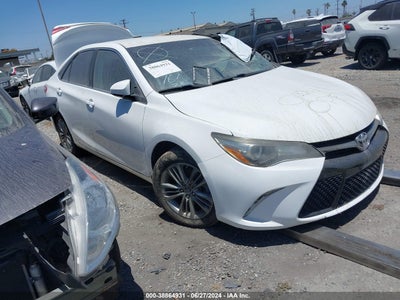 TOYOTA CAMRY 2016