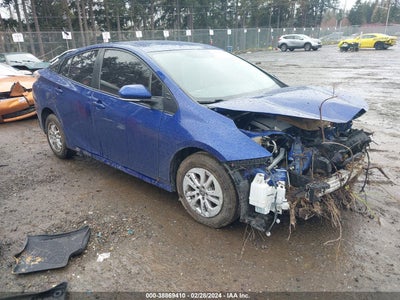 TOYOTA PRIUS 2016