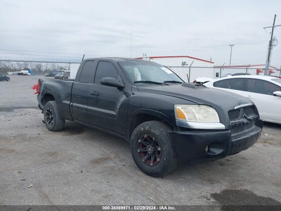 Mitsubishi Raider 2007