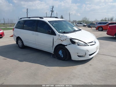 TOYOTA SIENNA 2009