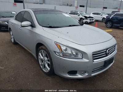 NISSAN MAXIMA 2014