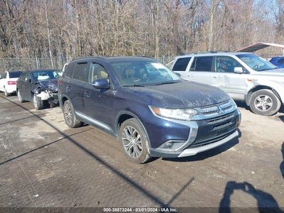 MITSUBISHI OUTLANDER 2016