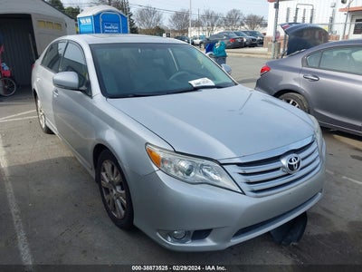 Toyota Avalon 2012