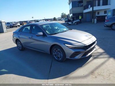 Hyundai Elantra 2024