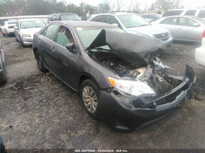 Toyota Camry 2014