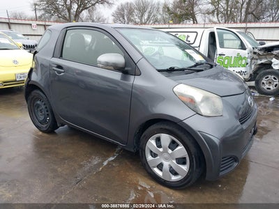 Scion Iq 2012