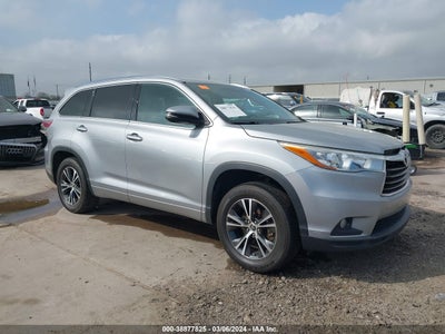 TOYOTA HIGHLANDER 2016