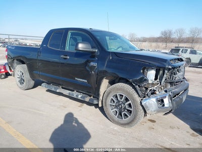 Toyota Tundra 2016