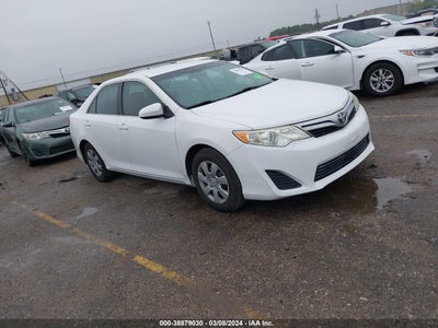 TOYOTA CAMRY 2012