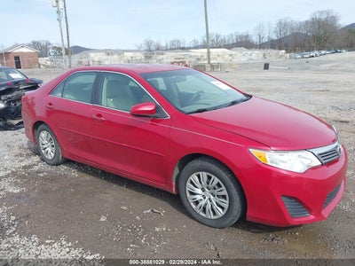 TOYOTA CAMRY 2012
