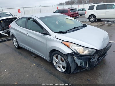 Hyundai Elantra 2013