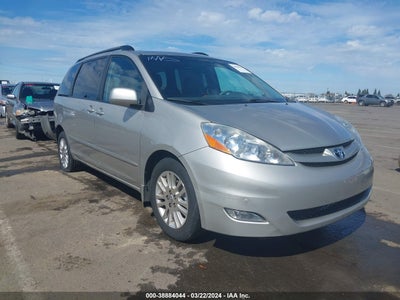 TOYOTA SIENNA 2010