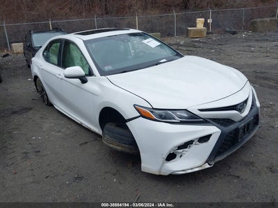 TOYOTA CAMRY 2018