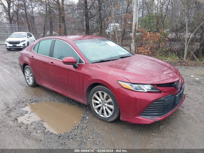 TOYOTA CAMRY 2018