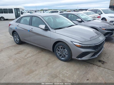 Hyundai Elantra 2024