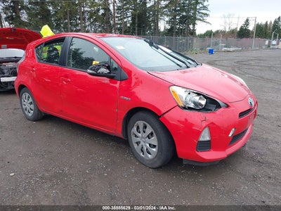 Toyota Prius c 2013