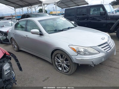 Hyundai Genesis 2012