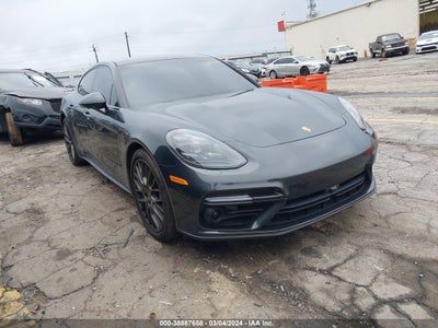 PORSCHE PANAMERA 2019