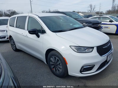 Chrysler Pacifica 2024