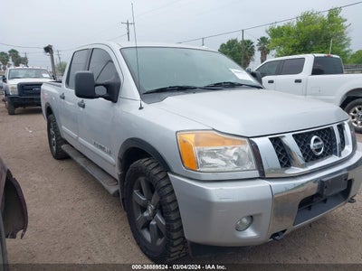 Nissan Titan 2015