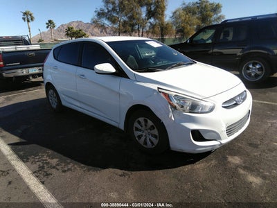 Hyundai Accent 2015