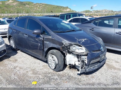 Toyota Prius plug-in 2014