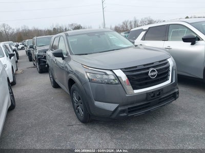 Nissan Pathfinder 2024