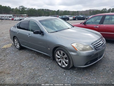 Infiniti M35 2006
