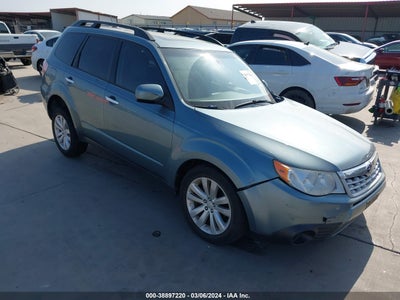 SUBARU FORESTER 2011