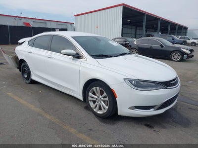 CHRYSLER 200 2016