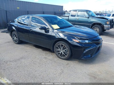 TOYOTA CAMRY 2023