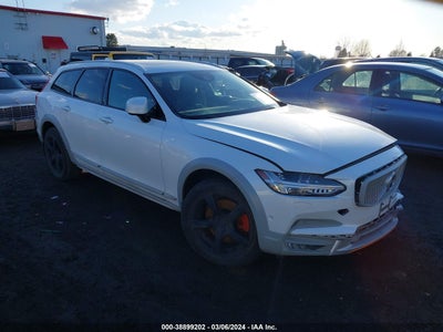 Volvo V90 cross country 2018