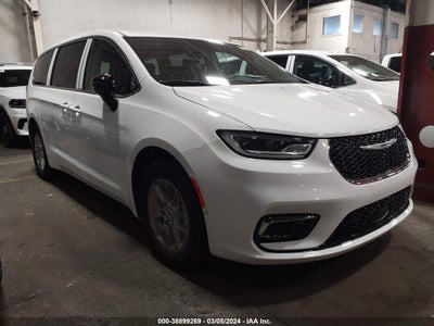 Chrysler Pacifica 2024