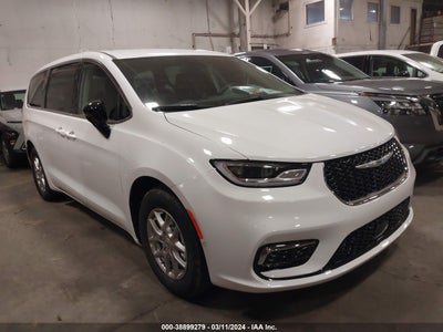 Chrysler Pacifica 2024